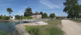 Site d'écluse de 3/4 amont. Vue large. © Région Bourgogne-Franche-Comté, Inventaire du patrimoine