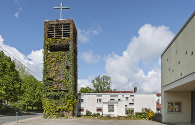 Le centre paroissial Saint-Pie-X de Palente. © Pierre-Marie Barbe-Richaud, Région Bourgogne-Franche-Comté, Inventaire du patrimoine, 2024.