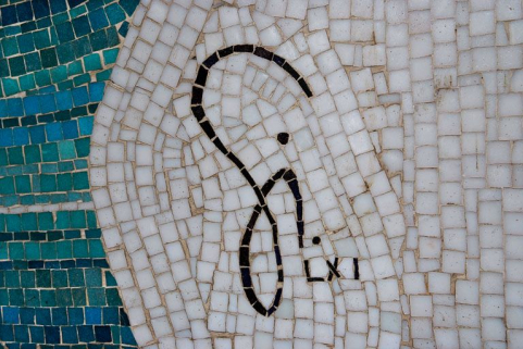 Détail de la signature. © Région Bourgogne-Franche-Comté, Inventaire du patrimoine