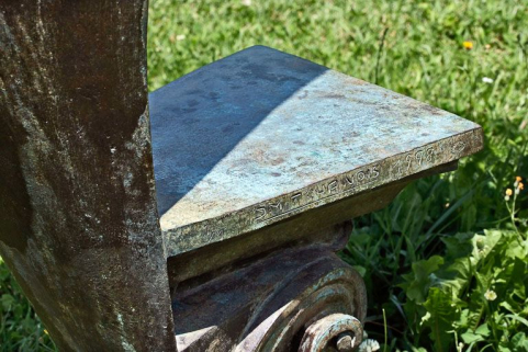 Détail de la signature. © Région Bourgogne-Franche-Comté, Inventaire du patrimoine