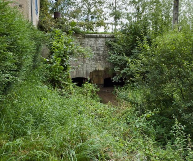 Vue de l'aqueduc passant sous le site d'écluse. © Région Bourgogne-Franche-Comté, Inventaire du patrimoine