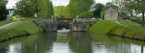 Vue du pont depuis l'aval. © Région Bourgogne-Franche-Comté, Inventaire du patrimoine