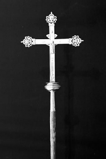 Vue de la face avec la Vierge à l'Enfant. © Région Bourgogne-Franche-Comté, Inventaire du patrimoine