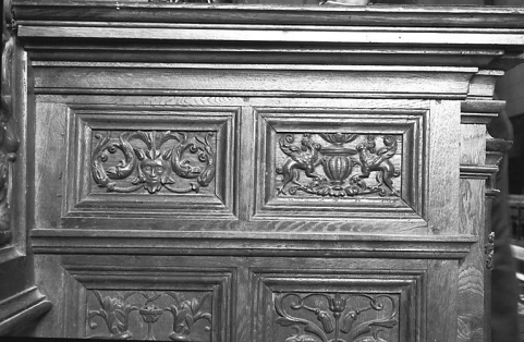 Autel-retable nord : décor de 2 panneaux. © Région Bourgogne-Franche-Comté, Inventaire du patrimoine