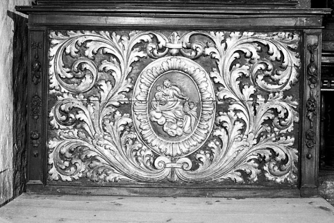 Vue du retable latéral gauche. © Région Bourgogne-Franche-Comté, Inventaire du patrimoine