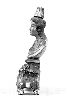 Sainte couronnée, buste gauche. © Région Bourgogne-Franche-Comté, Inventaire du patrimoine