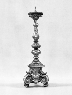 Chandelier : vue de face. © Région Bourgogne-Franche-Comté, Inventaire du patrimoine