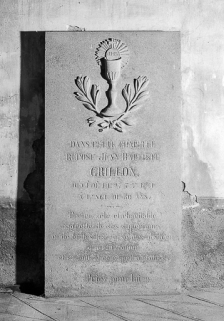 Dalle d'un monument sépulcral. © Région Bourgogne-Franche-Comté, Inventaire du patrimoine