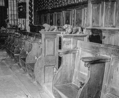 Stalles de la rangée de droite. © Région Bourgogne-Franche-Comté, Inventaire du patrimoine