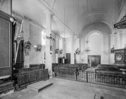Intérieur : nef et bas-côté gauche vers le choeur. © Région Bourgogne-Franche-Comté, Inventaire du patrimoine
