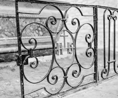 Détail : clôture du choeur. © Région Bourgogne-Franche-Comté, Inventaire du patrimoine