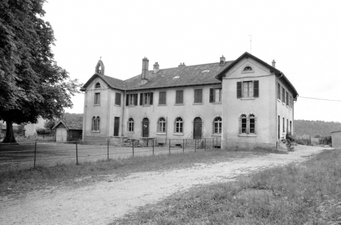 Vue d'ensemble en 1980. © Région Bourgogne-Franche-Comté, Inventaire du patrimoine