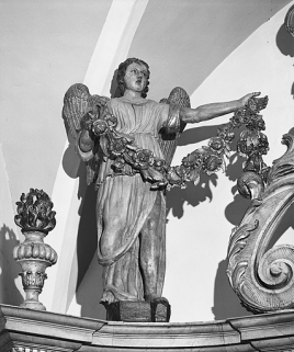 Détail, ange à gauche de la gloire. © Région Bourgogne-Franche-Comté, Inventaire du patrimoine