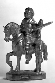 Vue d'ensemble de la statuette sans le coffret. © Région Bourgogne-Franche-Comté, Inventaire du patrimoine