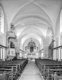 Nef et choeur vus depuis l'entrée. © Région Bourgogne-Franche-Comté, Inventaire du patrimoine