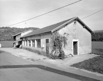 Façades antérieure et latérale droite. © Région Bourgogne-Franche-Comté, Inventaire du patrimoine