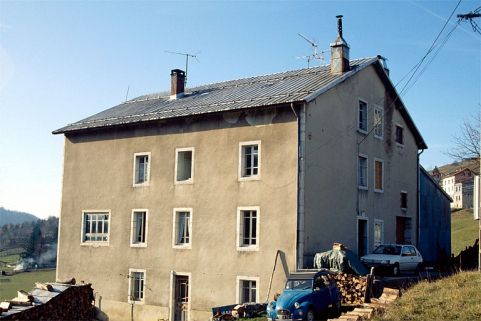 Façades antérieure et latérale gauche. © Région Bourgogne-Franche-Comté, Inventaire du patrimoine