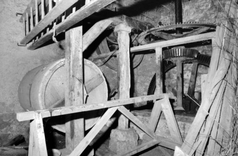 Tonneau de polissage et transmission. © Région Bourgogne-Franche-Comté, Inventaire du patrimoine