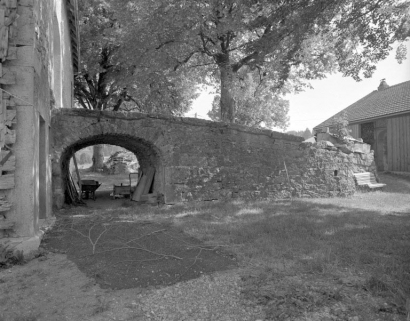 Pont de grange vu sur le côté. © Région Bourgogne-Franche-Comté, Inventaire du patrimoine