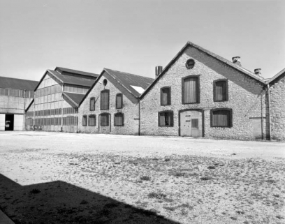 Les ateliers de l'ancienne forge depuis le sud. © Région Bourgogne-Franche-Comté, Inventaire du patrimoine