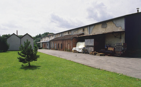 Façade postérieure des ateliers de fabrication. © Région Bourgogne-Franche-Comté, Inventaire du patrimoine