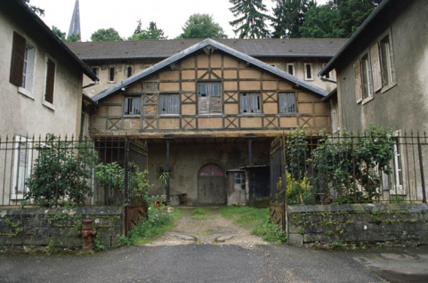 Façade nord de l'écurie. © Région Bourgogne-Franche-Comté, Inventaire du patrimoine