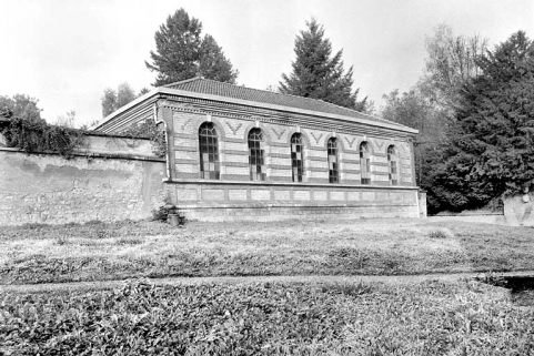 Vue d'ensemble de l'orangerie. © Région Bourgogne-Franche-Comté, Inventaire du patrimoine