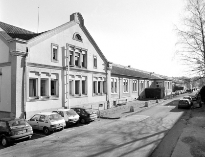 Bâtiment des bureaux et des magasins : façade ouest. © Région Bourgogne-Franche-Comté, Inventaire du patrimoine