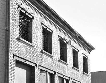 Transformateur : baies supérieures de la façade ouest. © Région Bourgogne-Franche-Comté, Inventaire du patrimoine