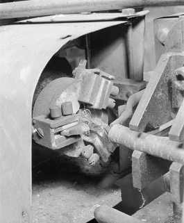 Détail de l'outil de coupe côté gauche. © Région Bourgogne-Franche-Comté, Inventaire du patrimoine