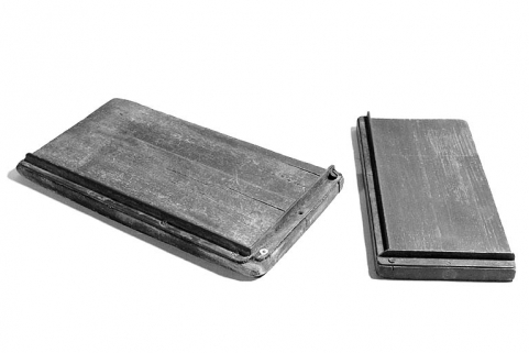 Deux galées simples en bois. © Région Bourgogne-Franche-Comté, Inventaire du patrimoine