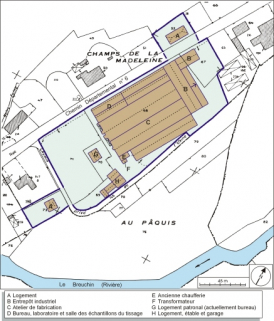 Plan-masse et de situation. Extrait du plan cadastral numérisé, 2005, section AC, 1:1000 réduit à 1:1500. © Région Bourgogne-Franche-Comté, Inventaire du patrimoine