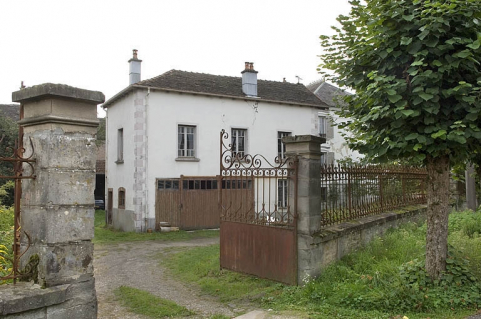 Vue depuis l'entrée. © Région Bourgogne-Franche-Comté, Inventaire du patrimoine