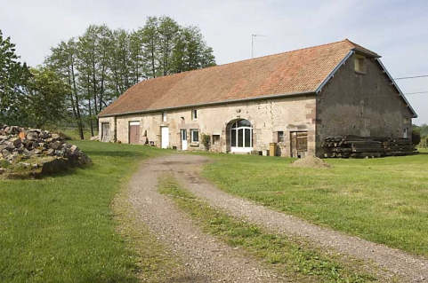 Vue d'ensemble depuis le nord-est. © Région Bourgogne-Franche-Comté, Inventaire du patrimoine