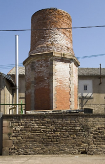 Base de la cheminée. © Région Bourgogne-Franche-Comté, Inventaire du patrimoine