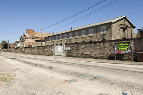 Vue d'ensemble depuis l'ouest. © Région Bourgogne-Franche-Comté, Inventaire du patrimoine