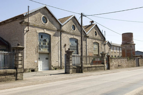 Murs-pignons de la salle des machines. Vue de trois quarts. © Région Bourgogne-Franche-Comté, Inventaire du patrimoine
