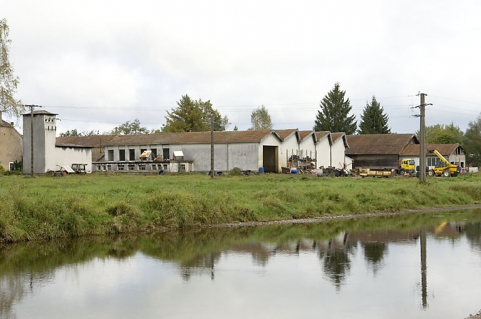 Vue d'ensemble depuis le sud-ouest. © Région Bourgogne-Franche-Comté, Inventaire du patrimoine