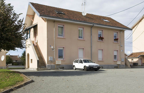 Logement ouvrier. Vue de trois quarts. © Région Bourgogne-Franche-Comté, Inventaire du patrimoine