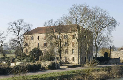 Vue d'ensemble depuis le nord-est. © Région Bourgogne-Franche-Comté, Inventaire du patrimoine