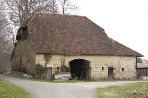 Bâtiment agricole (remise, grange, écurie). © Région Bourgogne-Franche-Comté, Inventaire du patrimoine