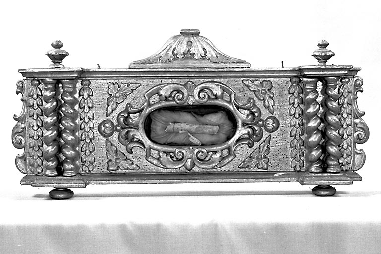 Vue d'un panneau reliquaire. © Région Bourgogne-Franche-Comté, Inventaire du patrimoine