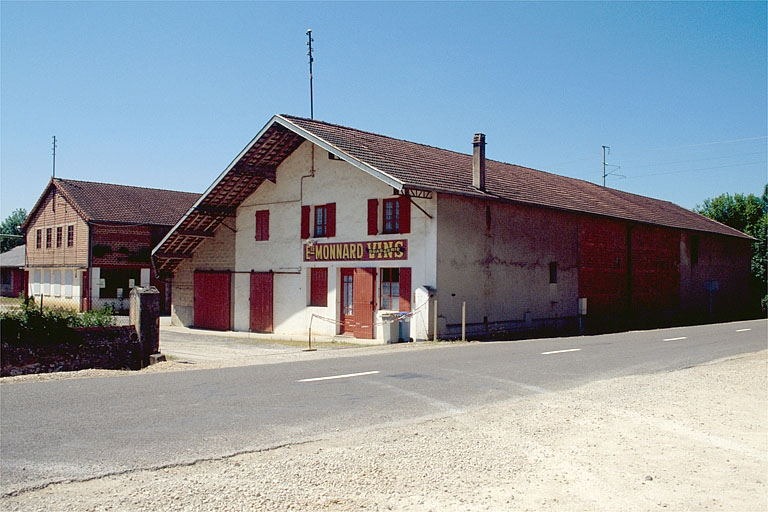 Vue d'ensemble depuis le nord-est. © Région Bourgogne-Franche-Comté, Inventaire du patrimoine
