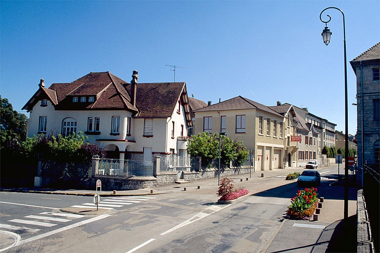 Vue d'ensemble depuis le nord-ouest. © Région Bourgogne-Franche-Comté, Inventaire du patrimoine