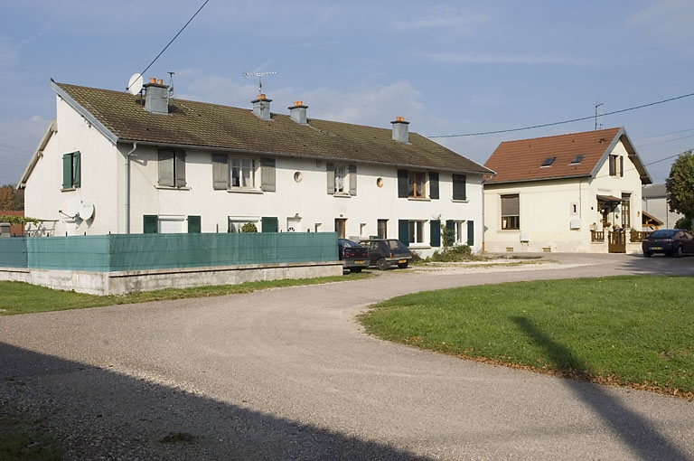 Logements mitoyens. © Région Bourgogne-Franche-Comté, Inventaire du patrimoine