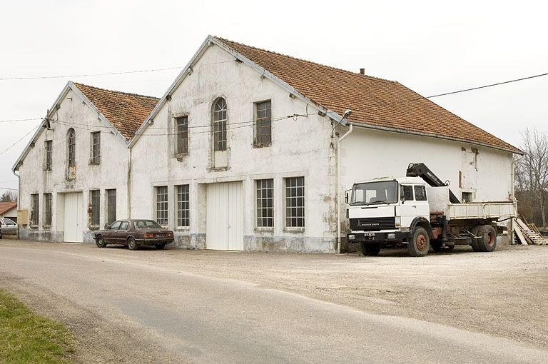 Les ateliers de fabrication vus de trois quarts. © Région Bourgogne-Franche-Comté, Inventaire du patrimoine