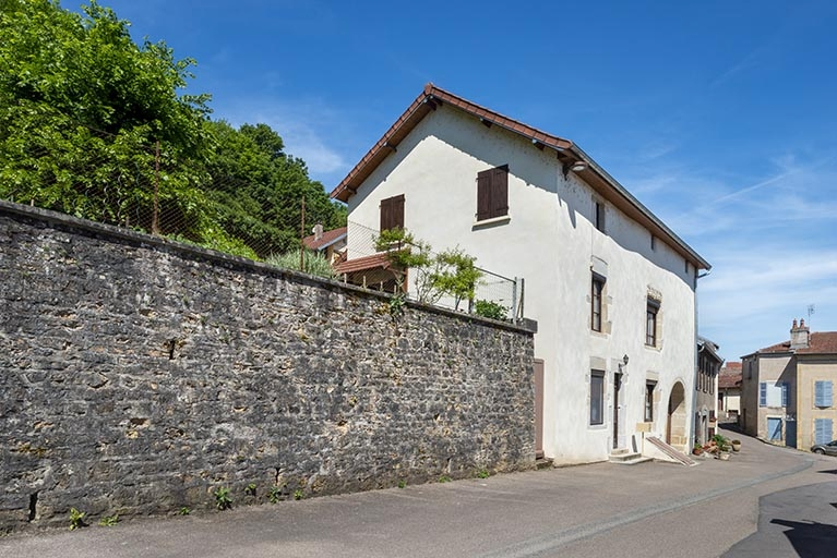  rue mur de soutènement © Région Bourgogne-Franche-Comté, Inventaire du patrimoine