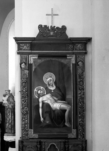 Vue du tableau du retable sud : Vierge de Pitié. © Région Bourgogne-Franche-Comté, Inventaire du patrimoine