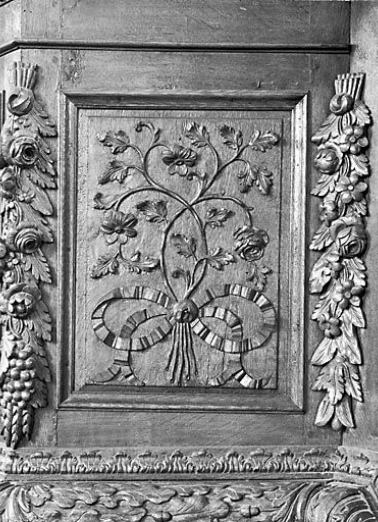 Le quatrième panneau de la cuve. © Région Bourgogne-Franche-Comté, Inventaire du patrimoine