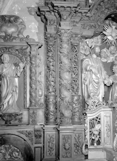Détail : colonnes du retable. © Région Bourgogne-Franche-Comté, Inventaire du patrimoine
